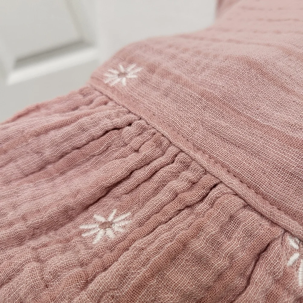 Pink Flowy cotton flower stitched flowy top blouse - Picture 6 of 9